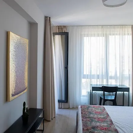 Tokiyo: A Lovely Center 2 Bedrooms With Private Parking * Sofie