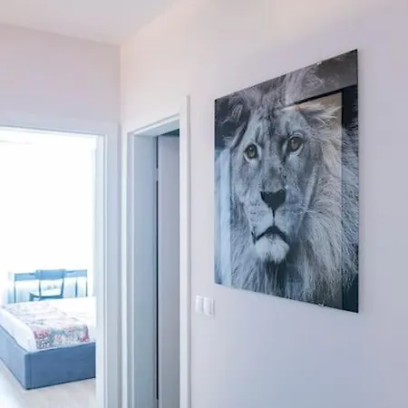 Apartmán Tokiyo: A Lovely Center 2 Bedrooms With Private Parking Sofie