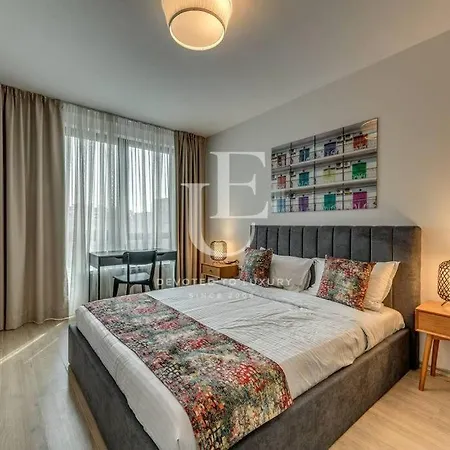 Tokiyo: A Lovely Center 2 Bedrooms With Private Parking * Sofie